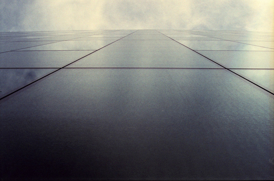 From above and below Tiblog