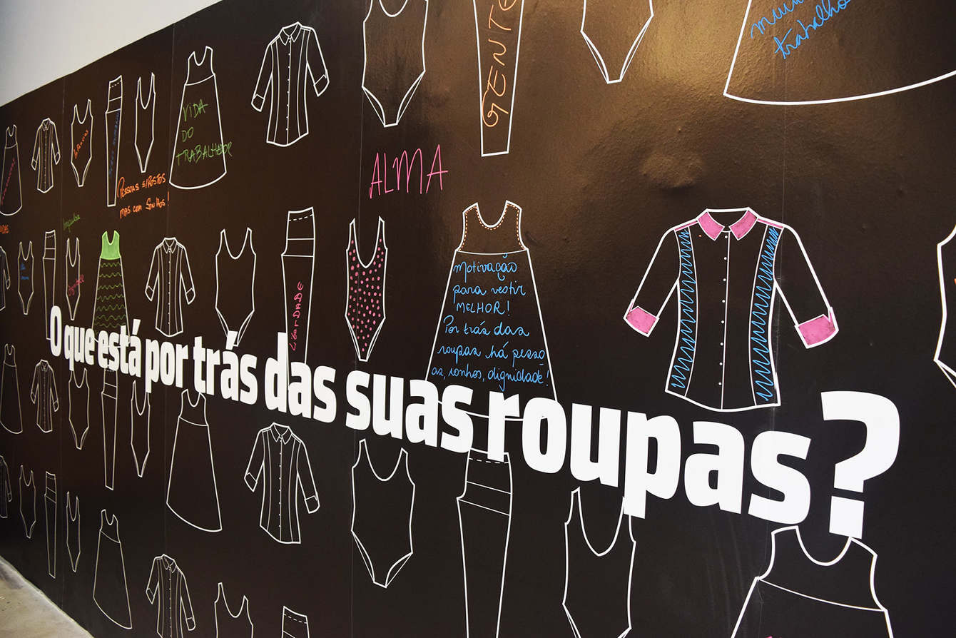 Se você fosse reescrever Helluva Boss, o que você mudaria na reescrita? Ou  o que você *não* mudaria? Melhor ainda, sinta-se à vontade para sugerir  personagens de Hazbin Hotel que NÃO fazem, image size:1340x894