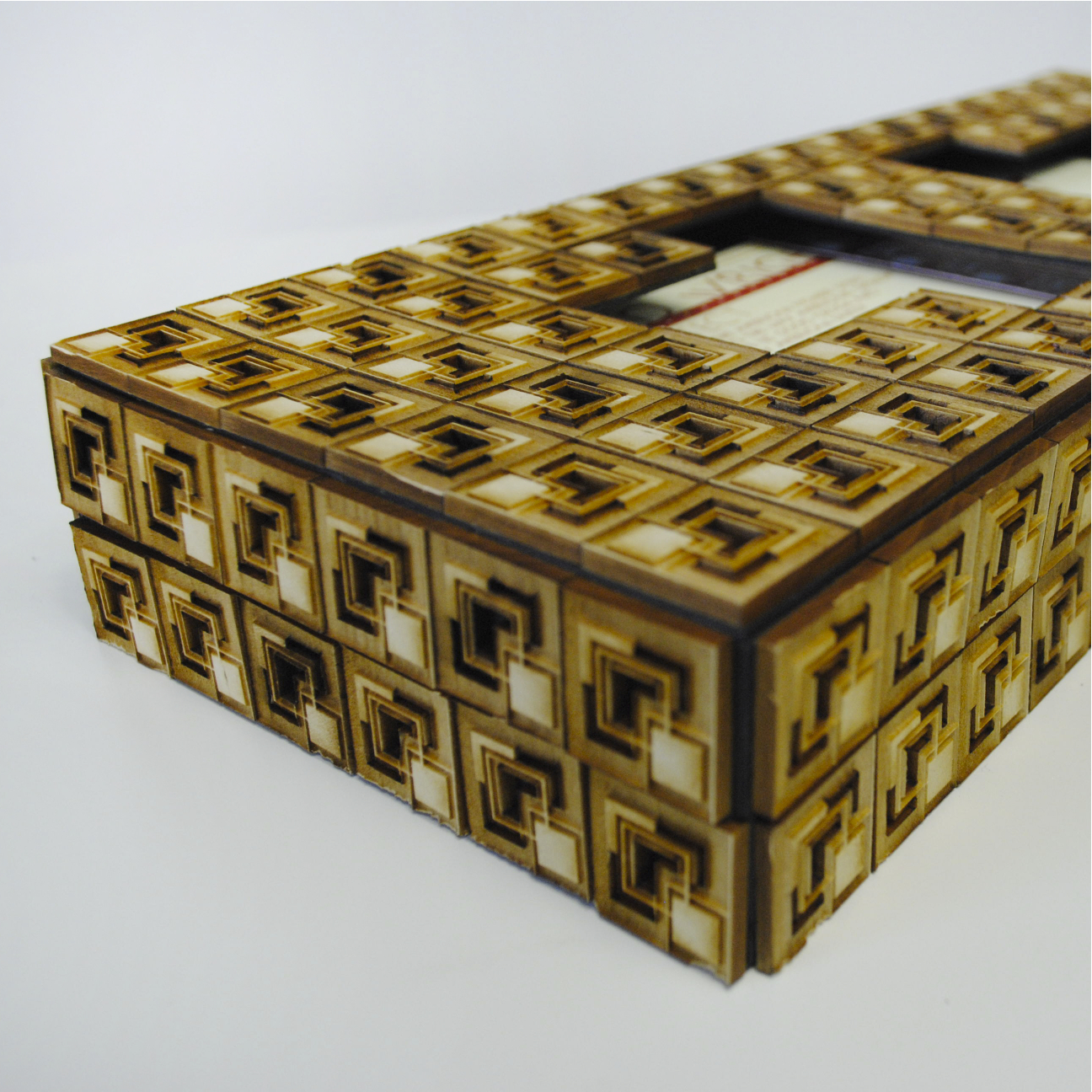 【希少】FRANK LLOYD WRIGHT PILLBOX Frank Lloyd Wright Saguaro Boxed Pen – Fallingwater Museum Store