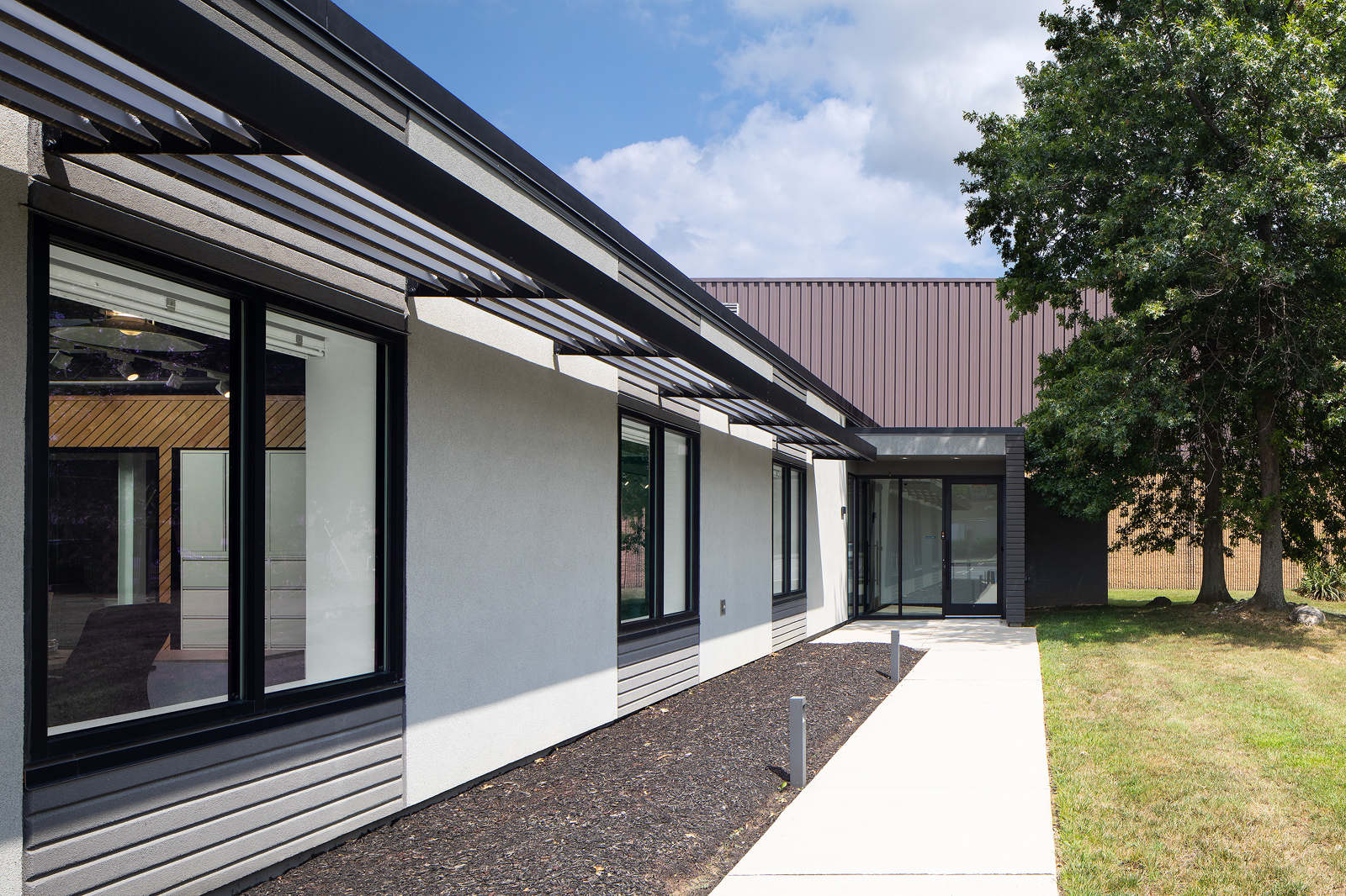 Avalon Flooring - JIDK - Interior and furniture design