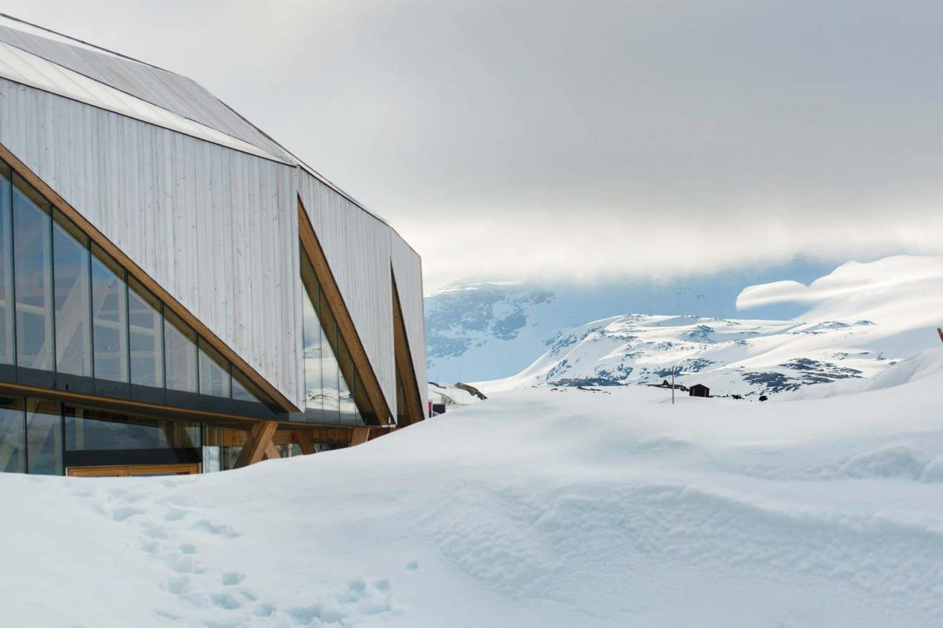 New entrance building to Sognefjellshytta mountain hotel - Jensen