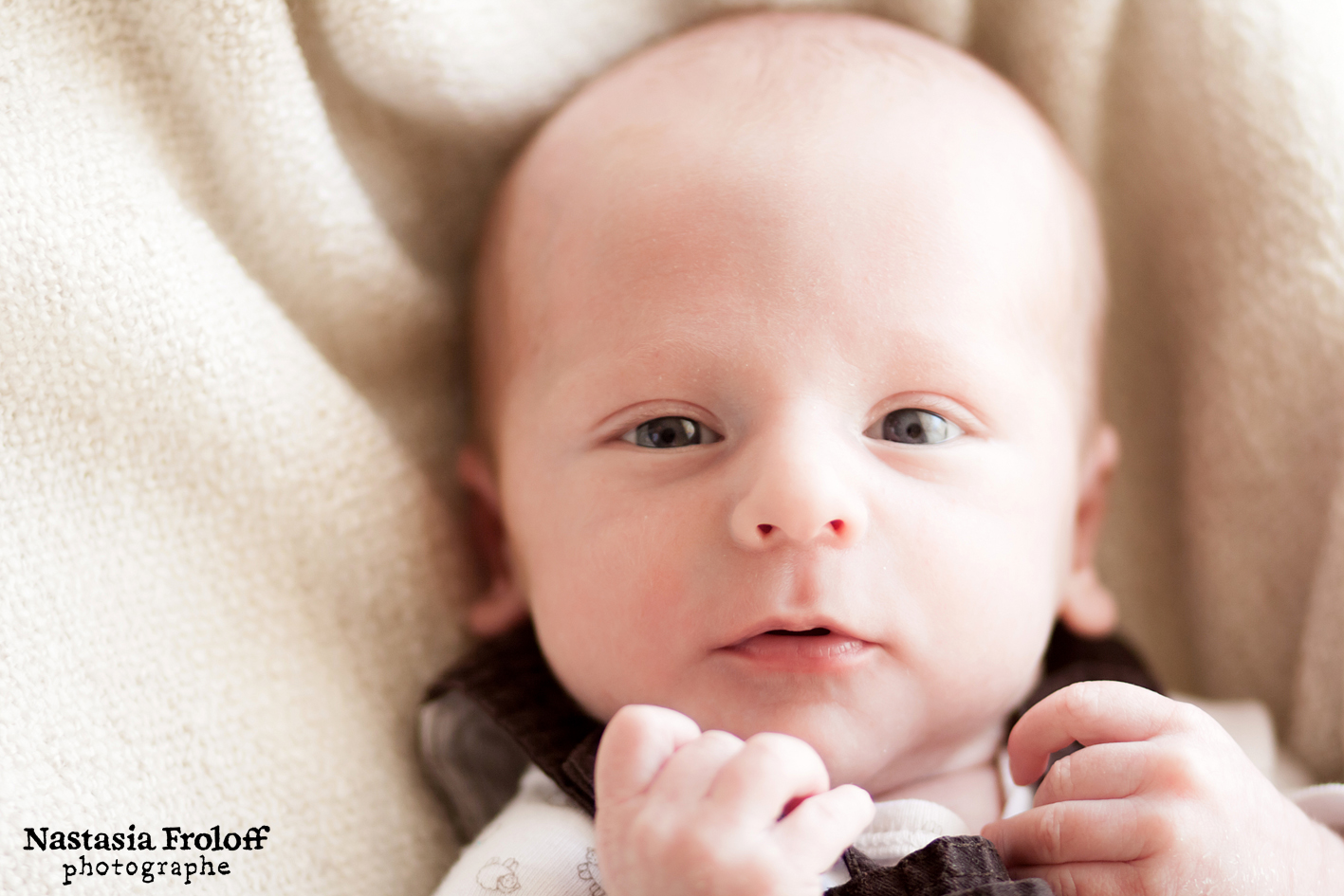 La Seance Naissance De Victor Nastasia Froloff Photographe Lifestyle A Paris Et Morlaix Petits Bebes Et Grandes Histoires