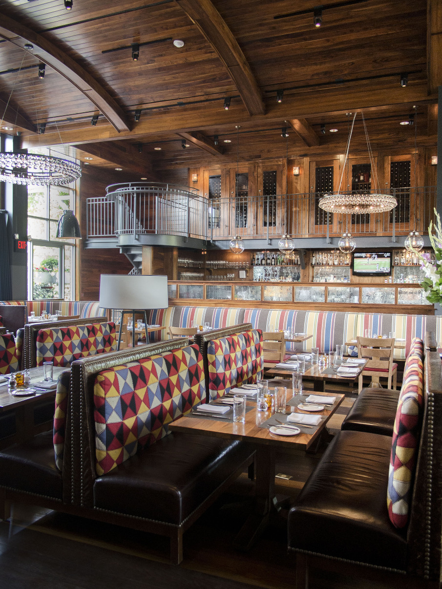 Moderne Barn Restaurant, Armonk, New York studio rai, Architects