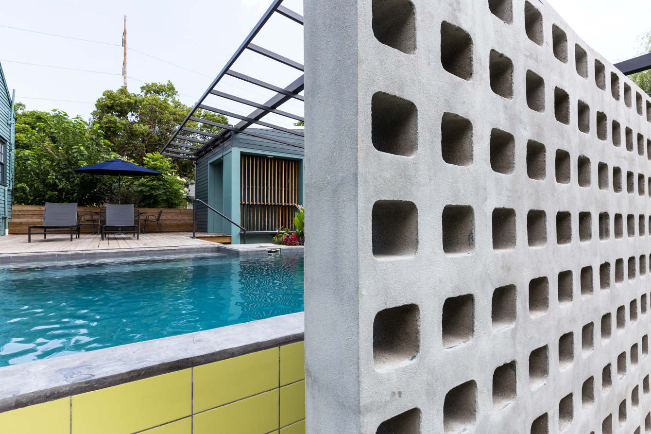 Laharpe Pool and Guest House Colectivo