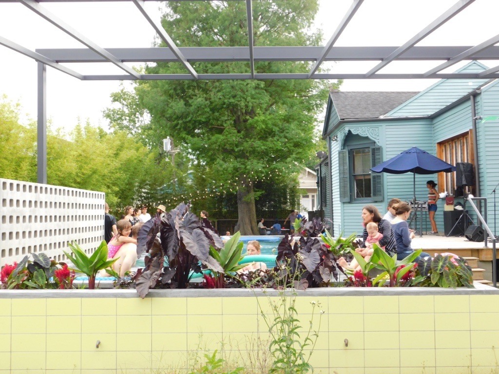 Laharpe Pool and Guest House Colectivo