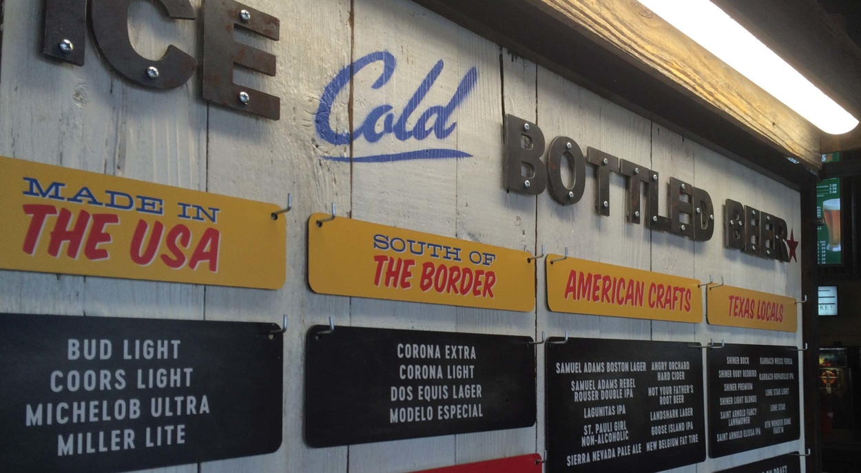 WILLIE'S GRILL & ICE HOUSE Alyson Sartorius