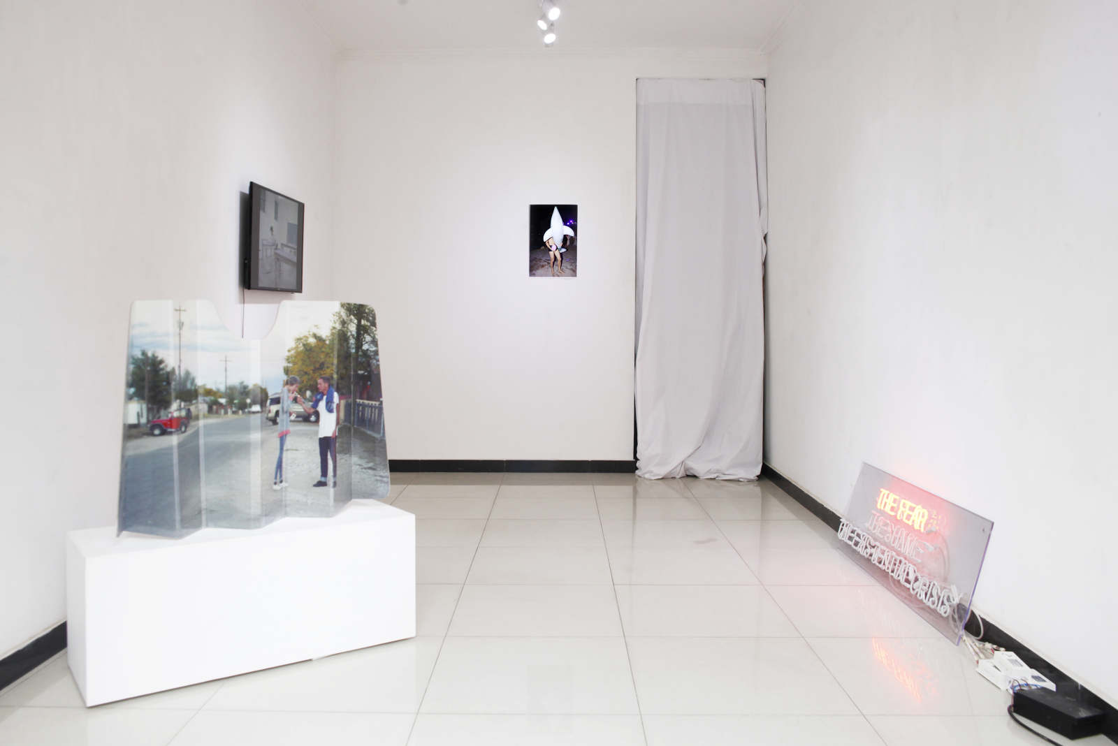 Existential Crisis 存在主义危机- Intelligentsia