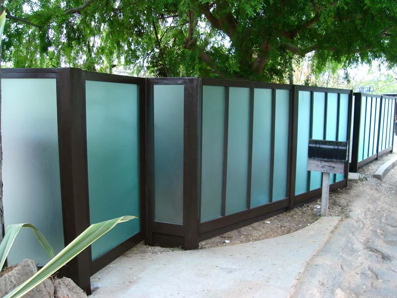 //FENCING SOLUTIONS// Plexiglass Fence, Modern Fence Design
