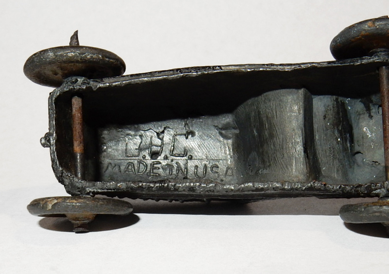 TipTop Toys Bill's Vintage Toy Garage