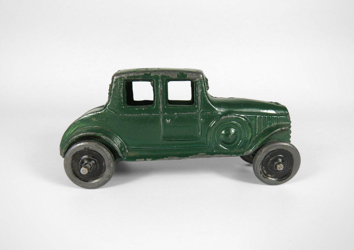 TipTop Toys Bill's Vintage Toy Garage