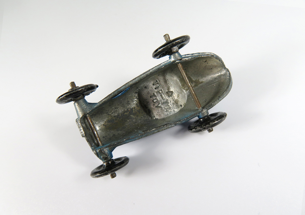 TipTop Toys Bill's Vintage Toy Garage