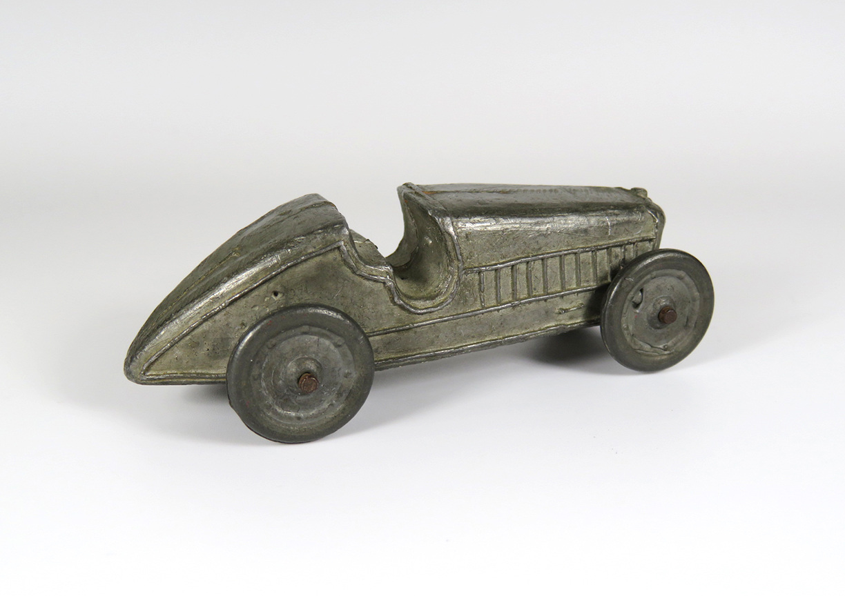 TipTop Toys Bill's Vintage Toy Garage