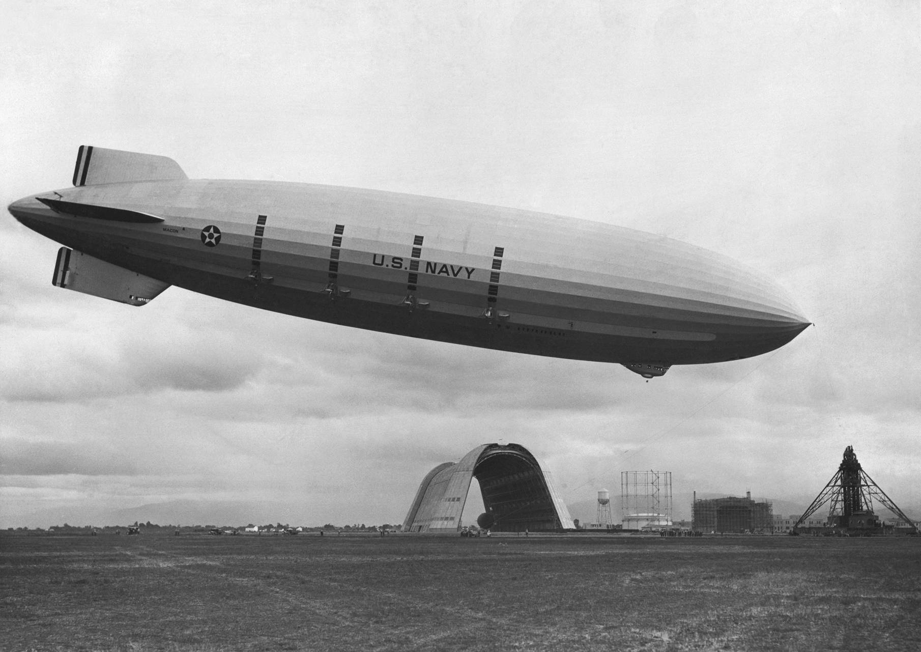 USS Macon (ZRS5) Europa — Cargo example design
