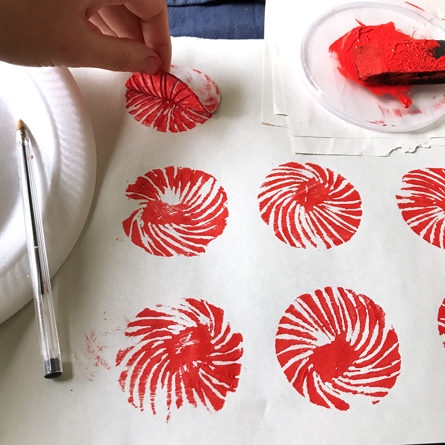 Printmaking with everyday objects - rachelmcgivern.co.uk