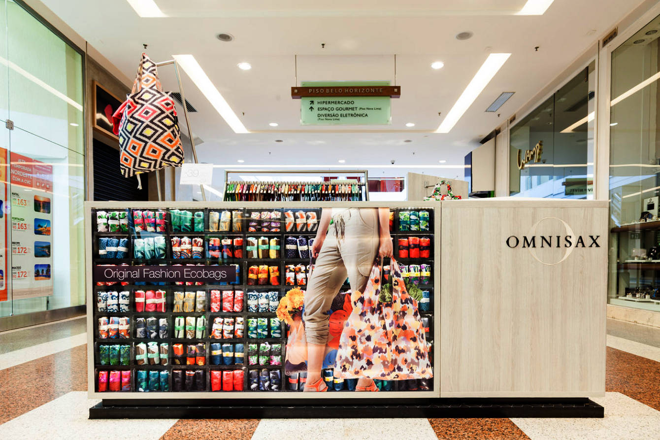 A feminilidade torna o mundo mais belo., image size:1340x893