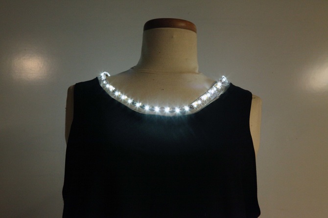 Lady in LED - FELDI