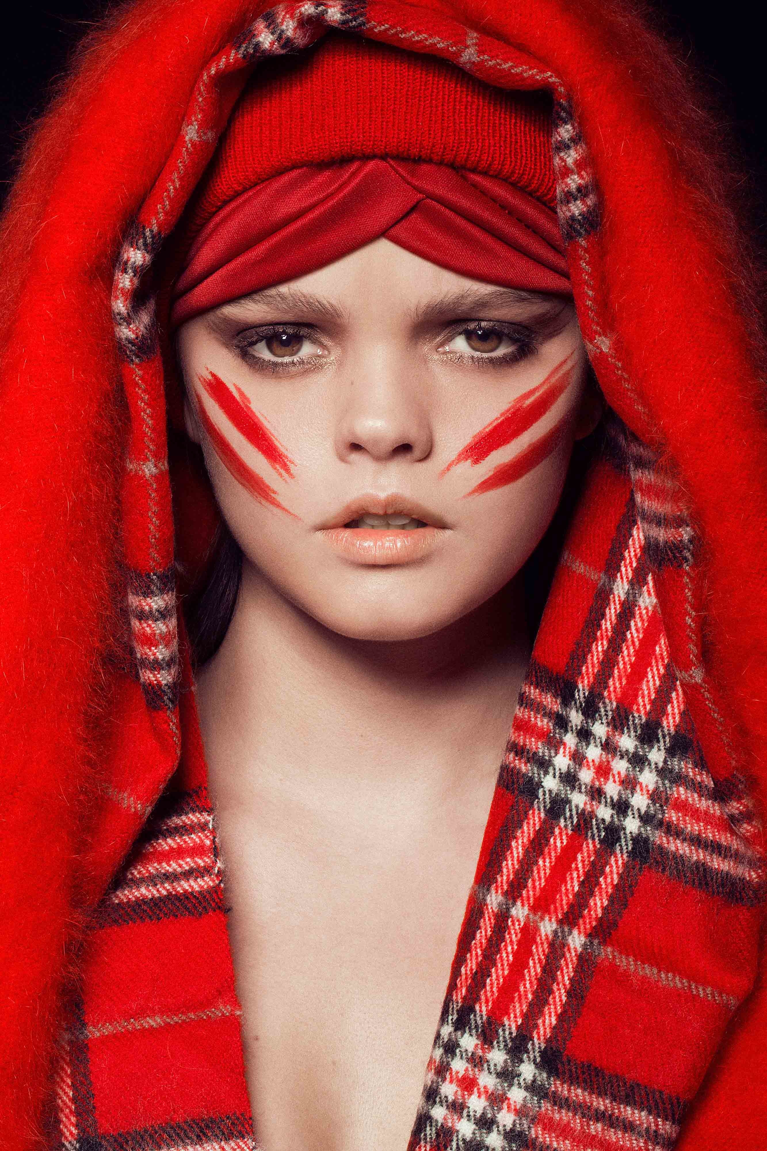 OOB MAGAZINE / RED IS THE NEW BLACK Stéphane Spatafora
