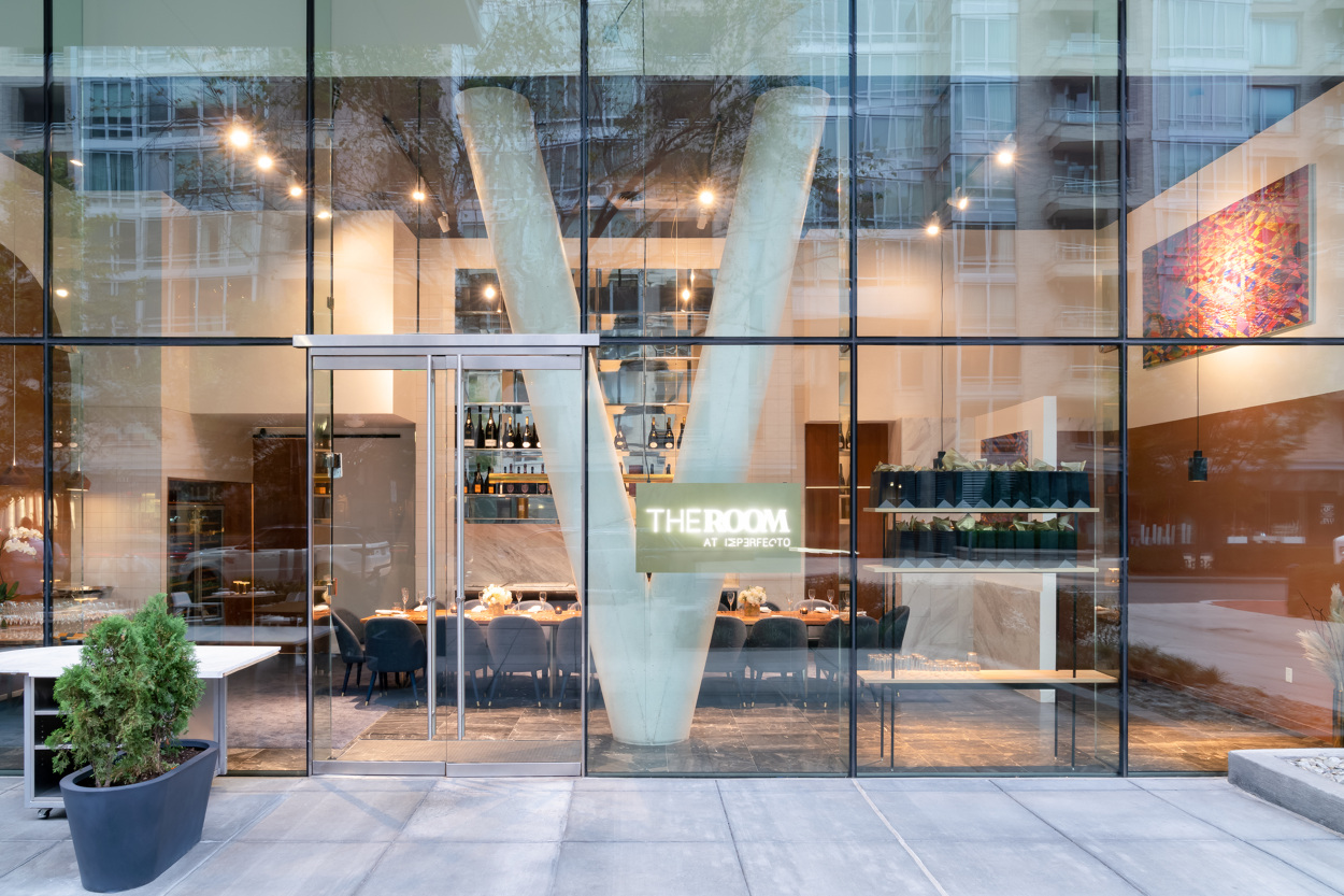 IMPERFECTO, DC - Yorgos Efthymiadis