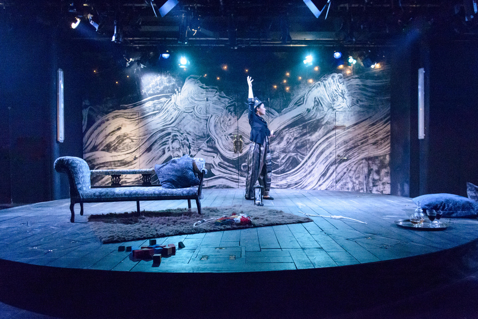 The Winter's Tale' Tobacco Factory Theatre, Bristol. Designer Sue Pearce