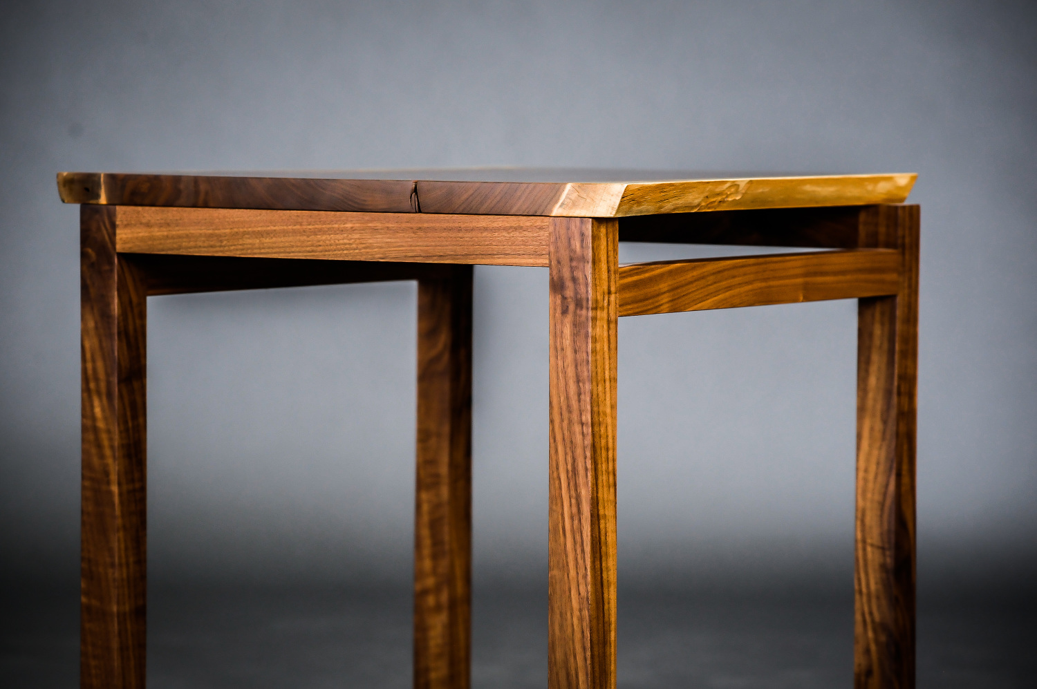 light side table - William Stranger