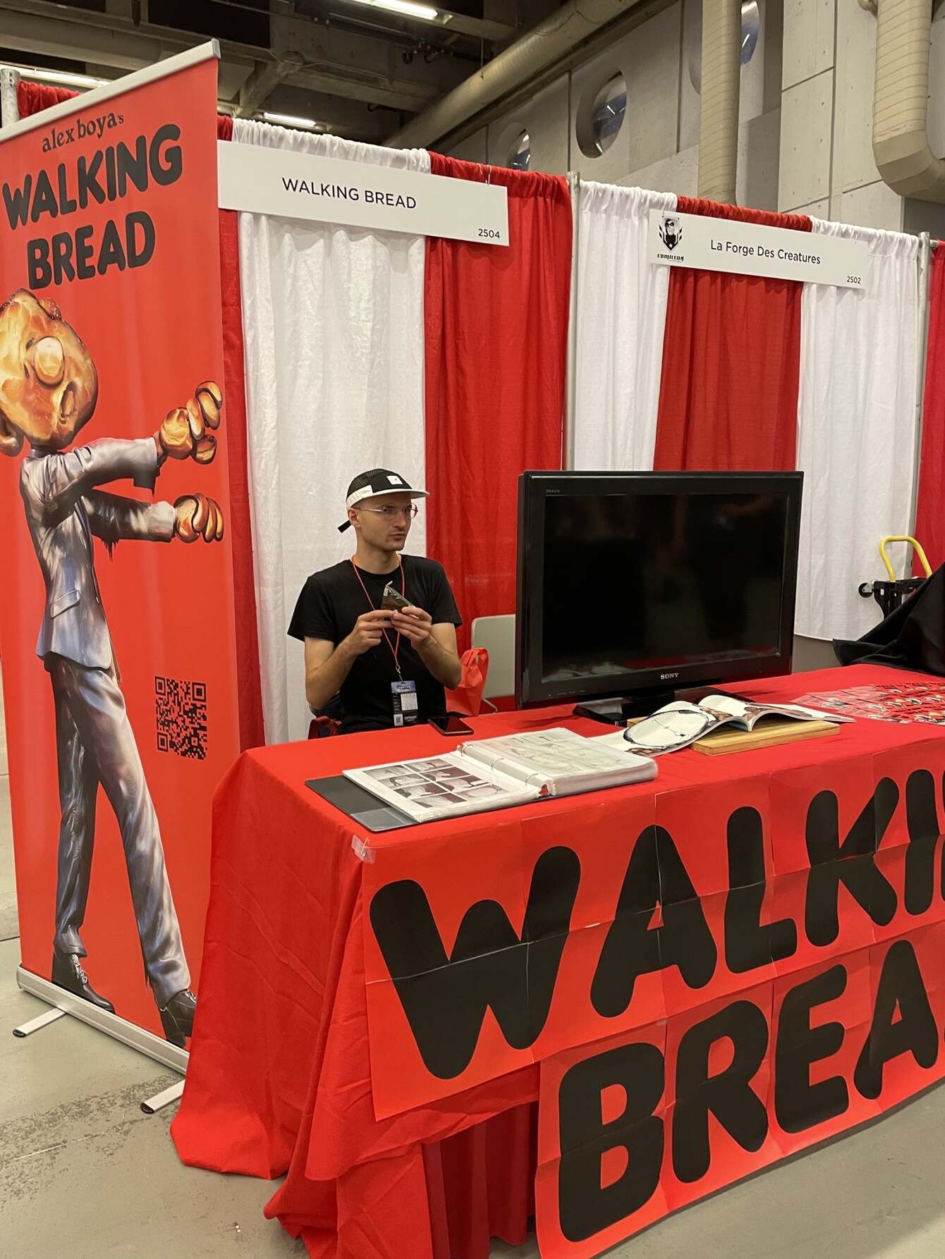 Cabaret stage not dancer hi-res stock photography and images - Page 14 -  Alamy, image size:1340x1786