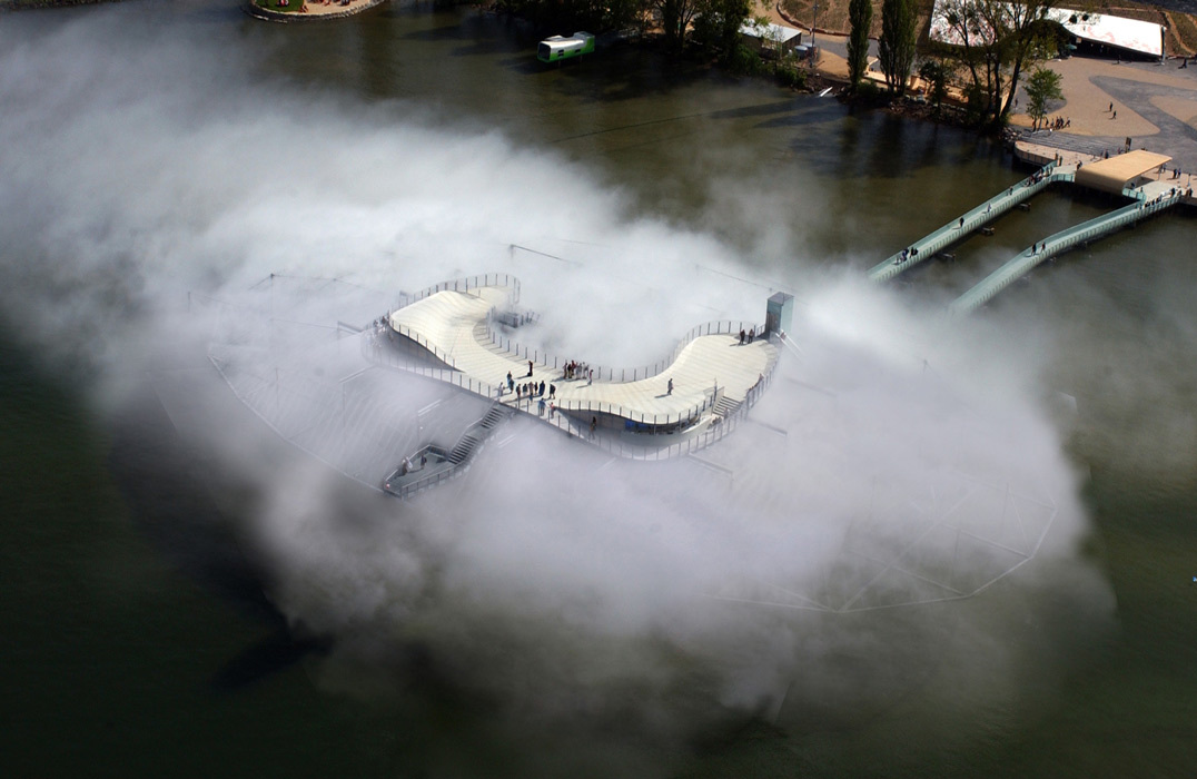 Blur Building - david huang projects