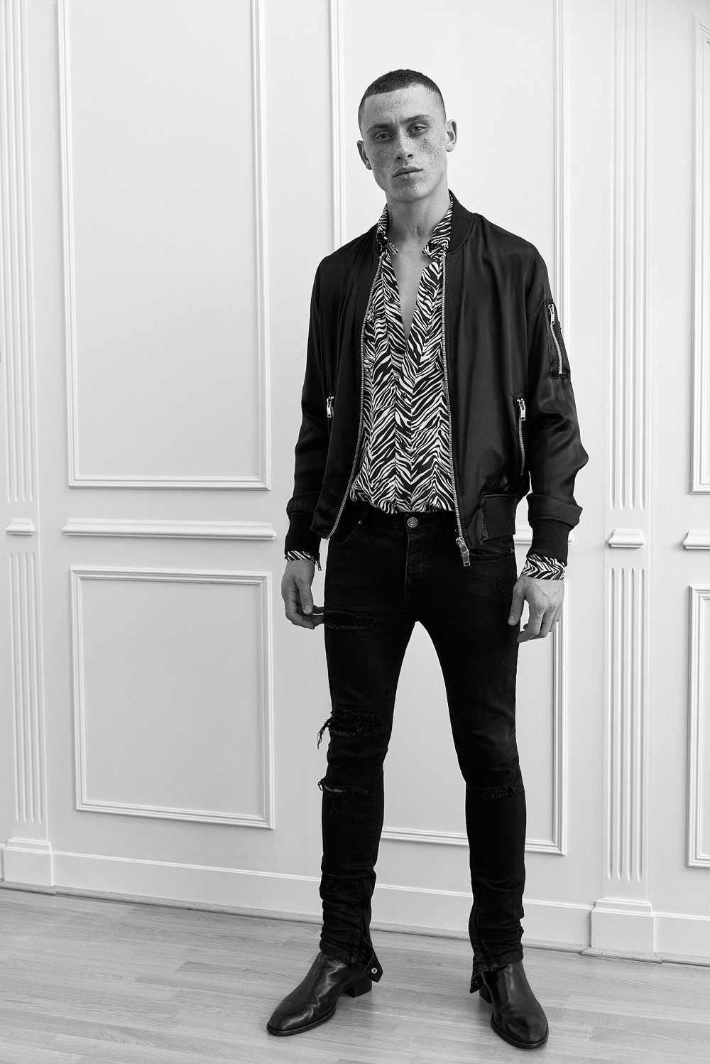 Jacob Lee Lookbook Male consolu