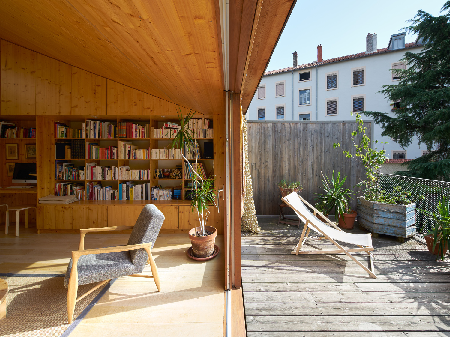 Maison en cœur d’îlot / Luca Jolivet - François Maisonnasse Architecte ...