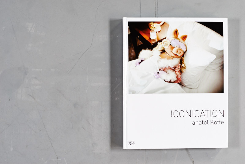本 ICONICATION anatol Kotte 写真集