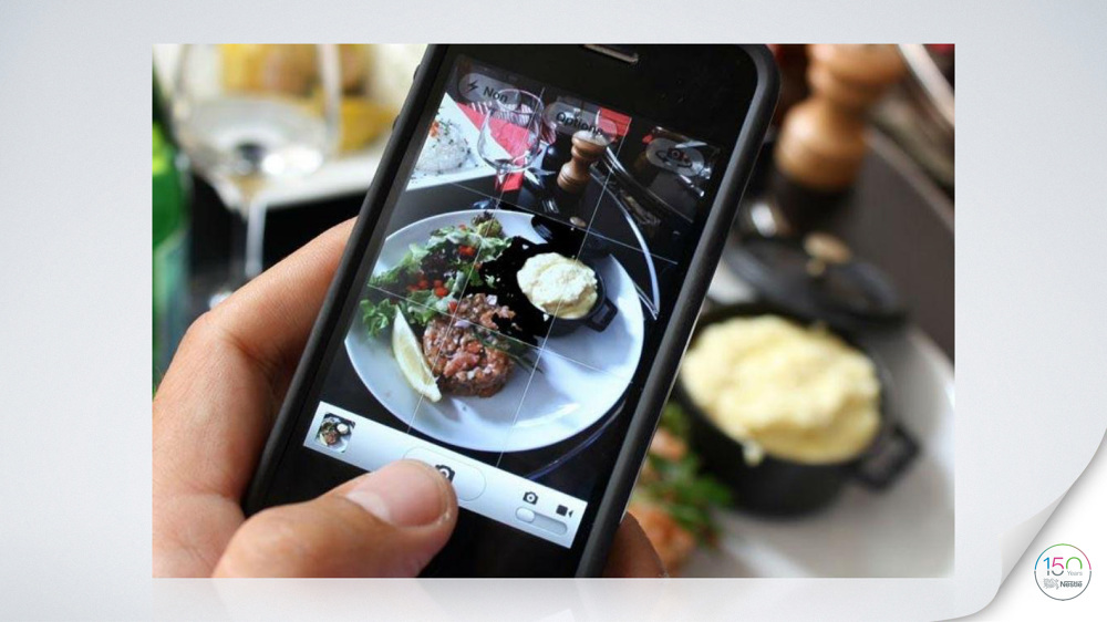 Nestlé Longest Dining Table in the World sharonmees