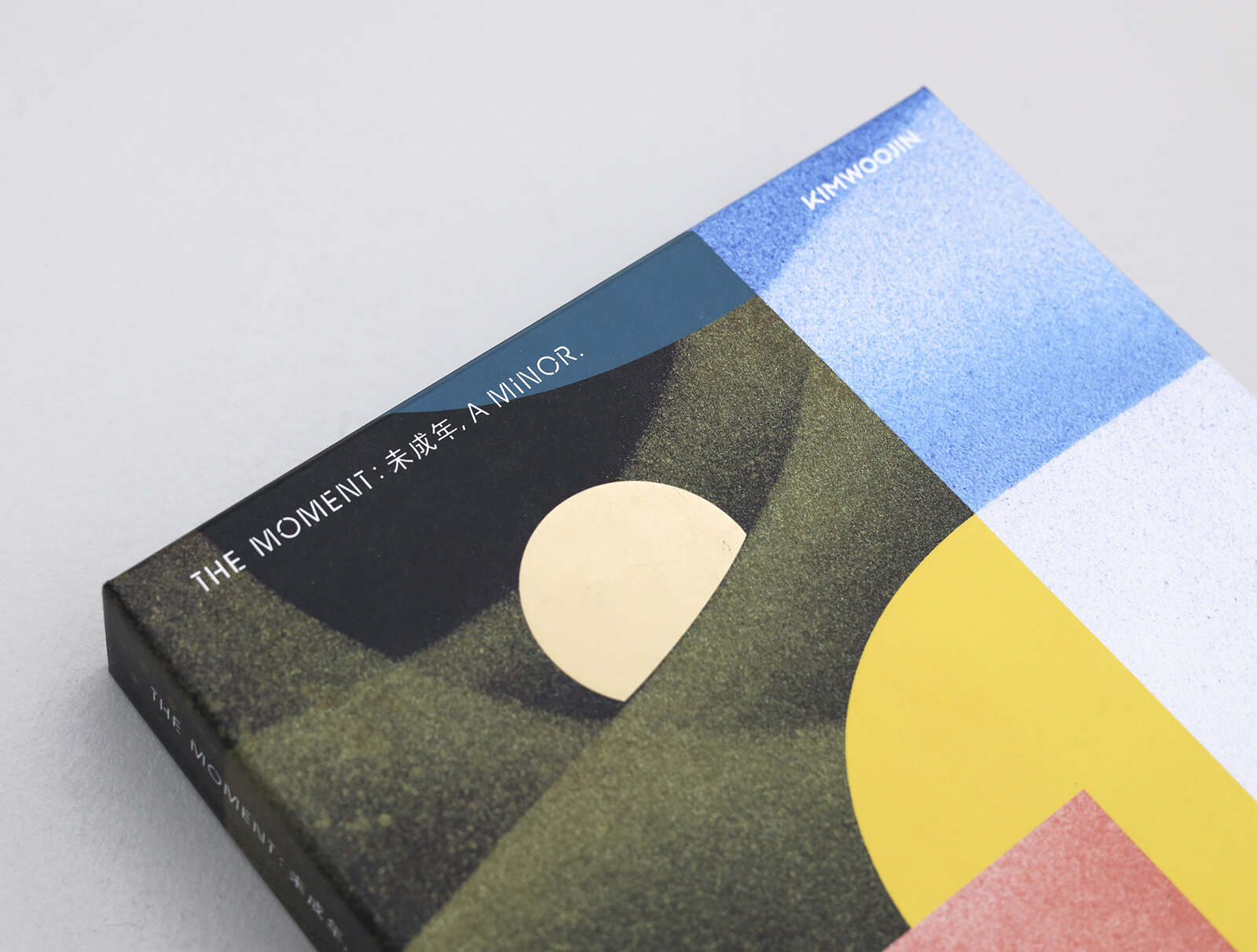 ALBUM DESIGN] The moment : 未成年, a minor. by KIM WOOJIN - sparks