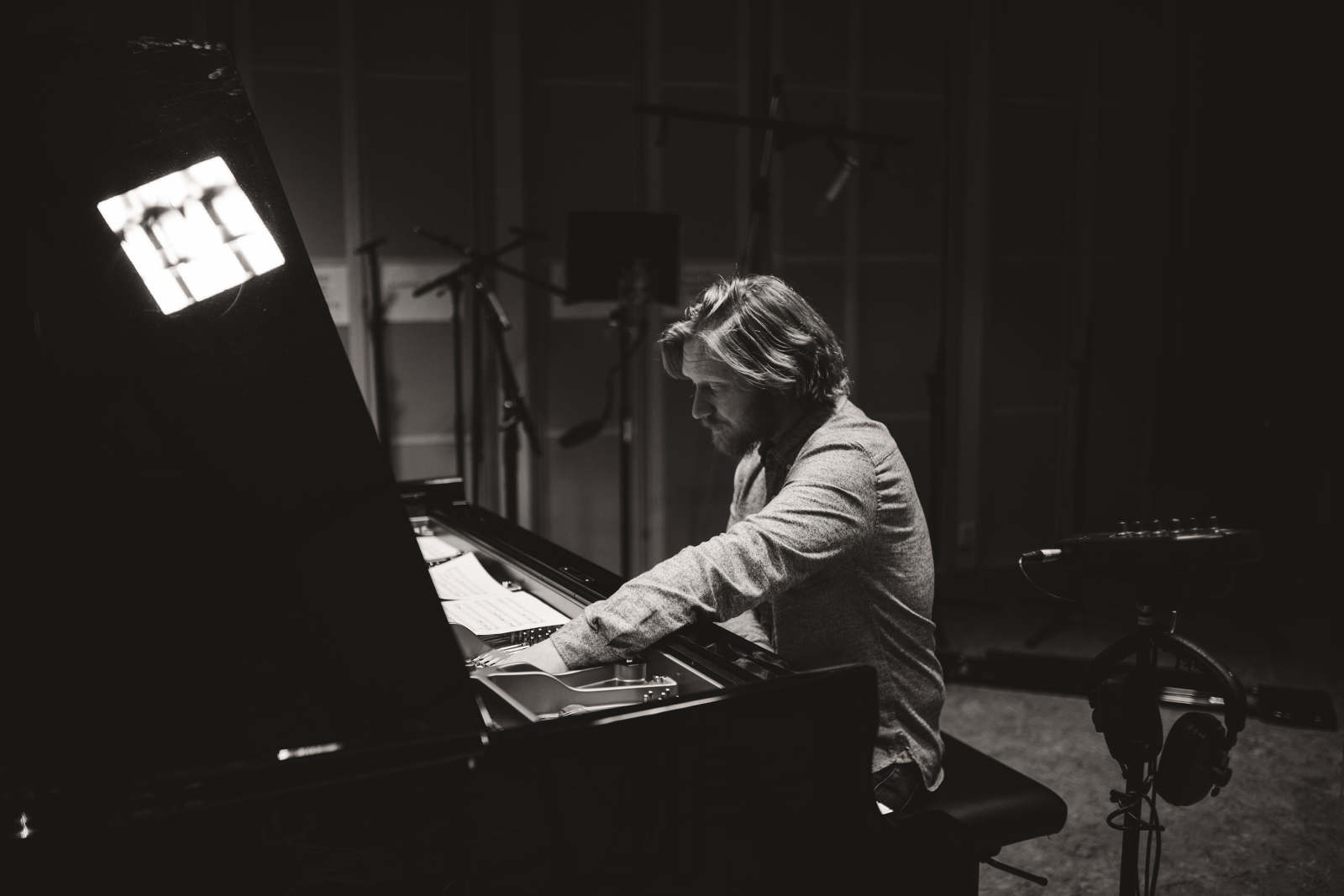 Morten Halle - Into The Wild Hills