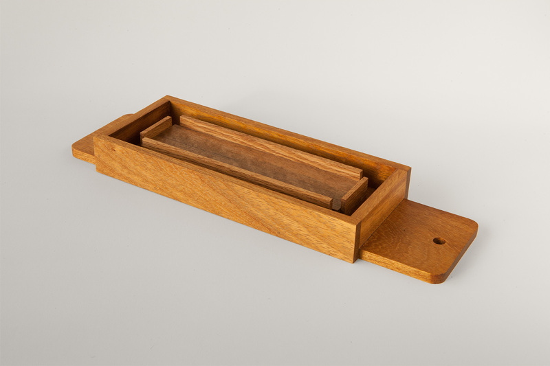 SHARPENING TRAY Ricardo Leal