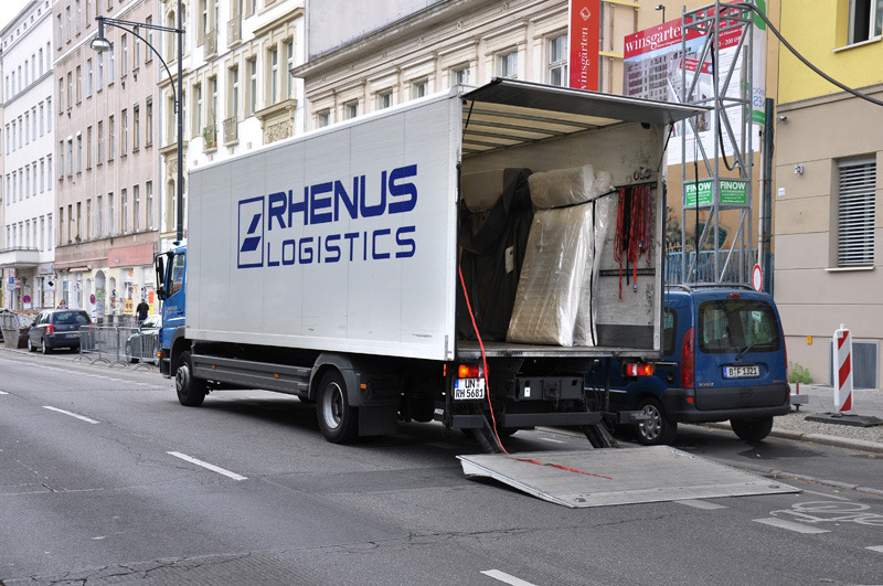 Lkw Example lkw's / camions / trucks 3 - adam sommerfeld commodified