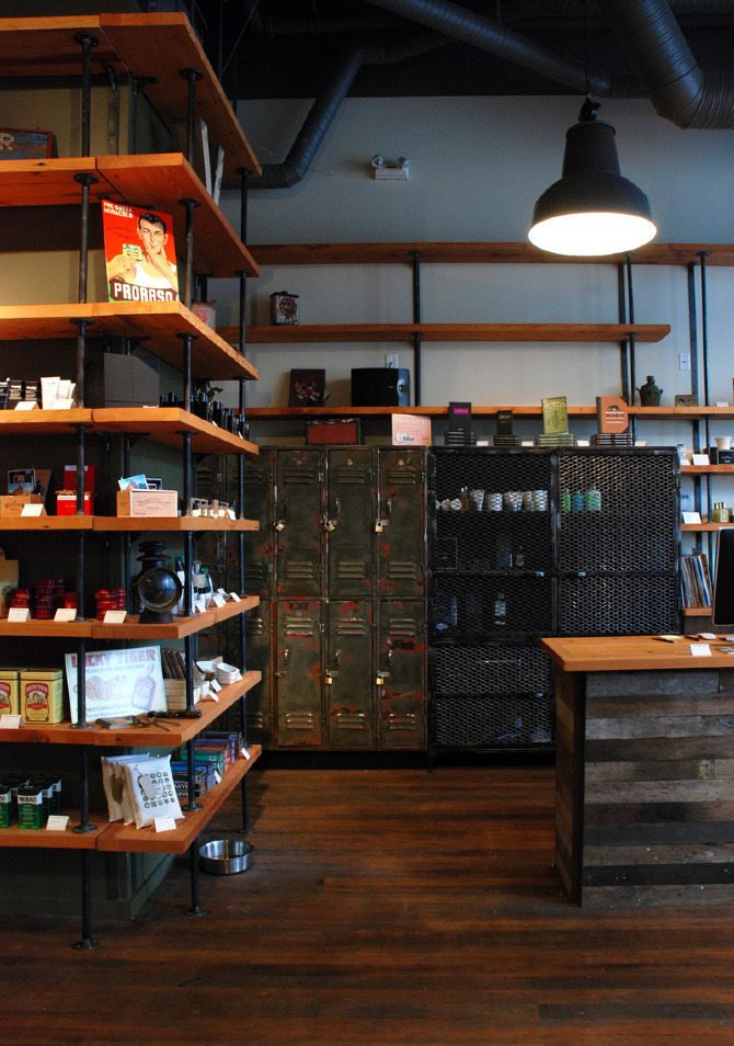 VICTORY BARBER & BRAND INTERIOR Caste