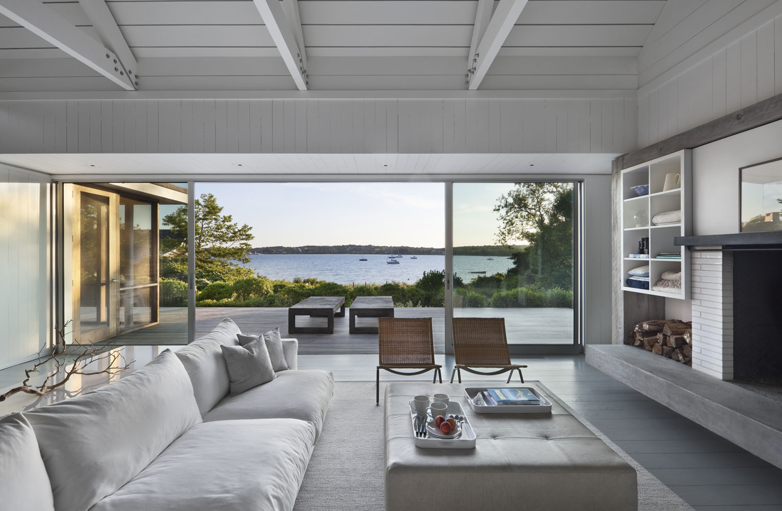 Montauk Lake House Robert Young Architecture & Interiors