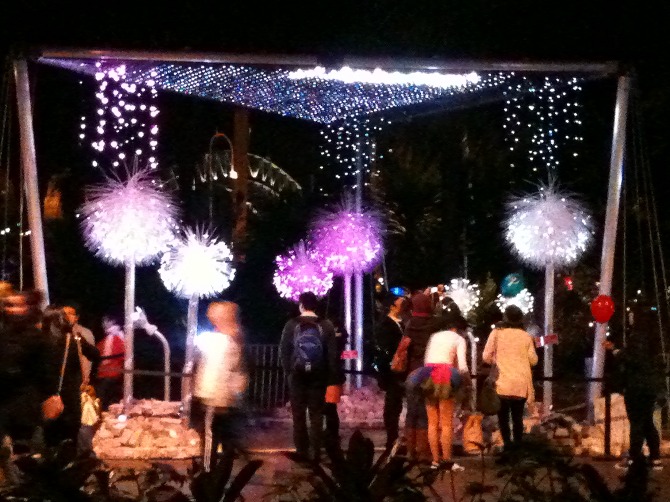 Chromapollination - Luke Hespanhol