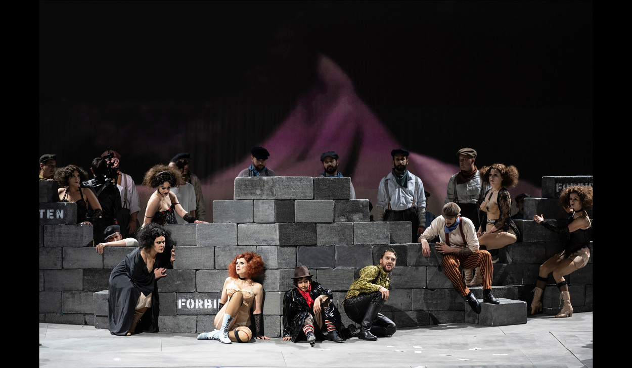 RISE AND FALL OF THE CITY OF MAHAGONNY - flux-office