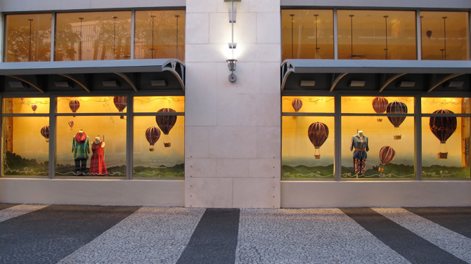 Balloon Window for Anthropologie - Reed van Bee Display & Visuals