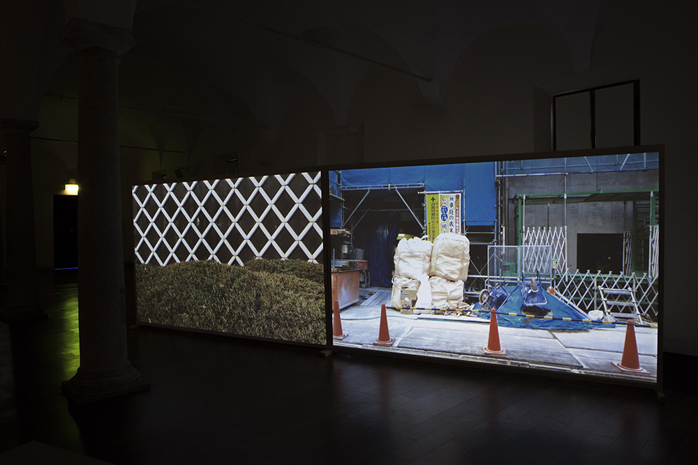 Bir sanchqi erotica tashladi