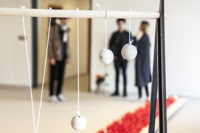 Bio/Gio-mimetic mentoring tool // Final MA exhibition - Designead