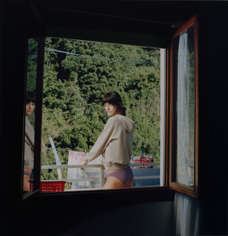 dust spanish Tati Cotliar