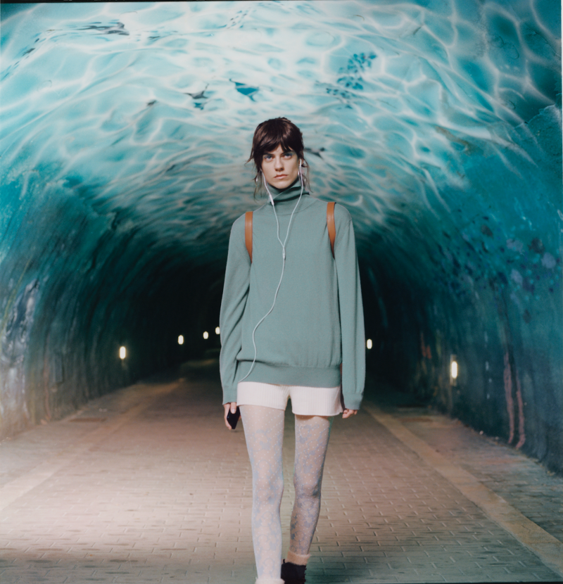 dust spanish Tati Cotliar