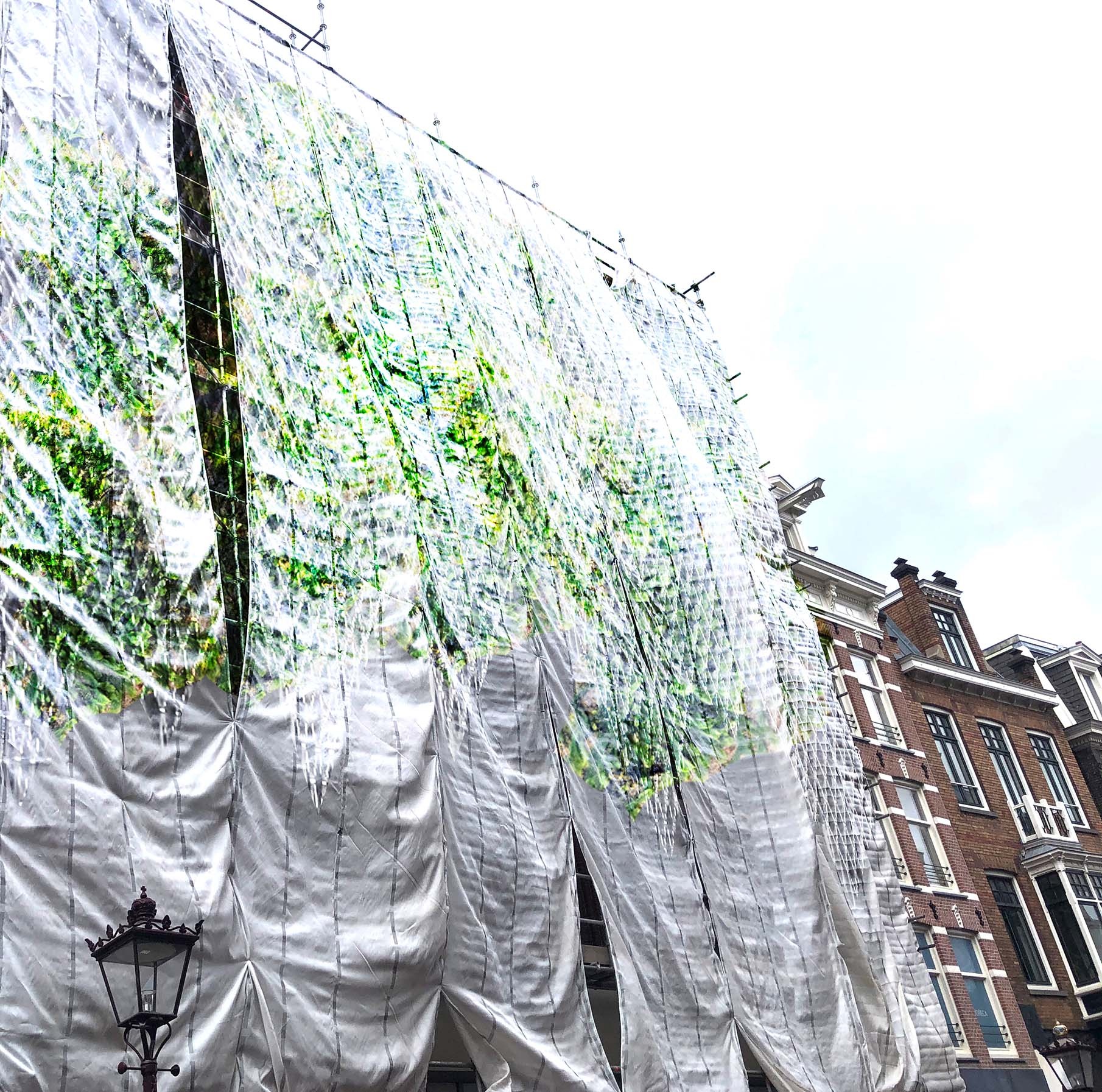 Bioreceptive Textiles - Inside Outside
