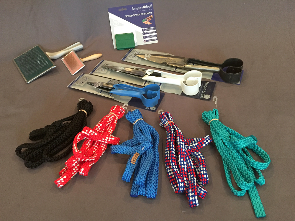 4H and Show Supplies Valley Livestock Supplies