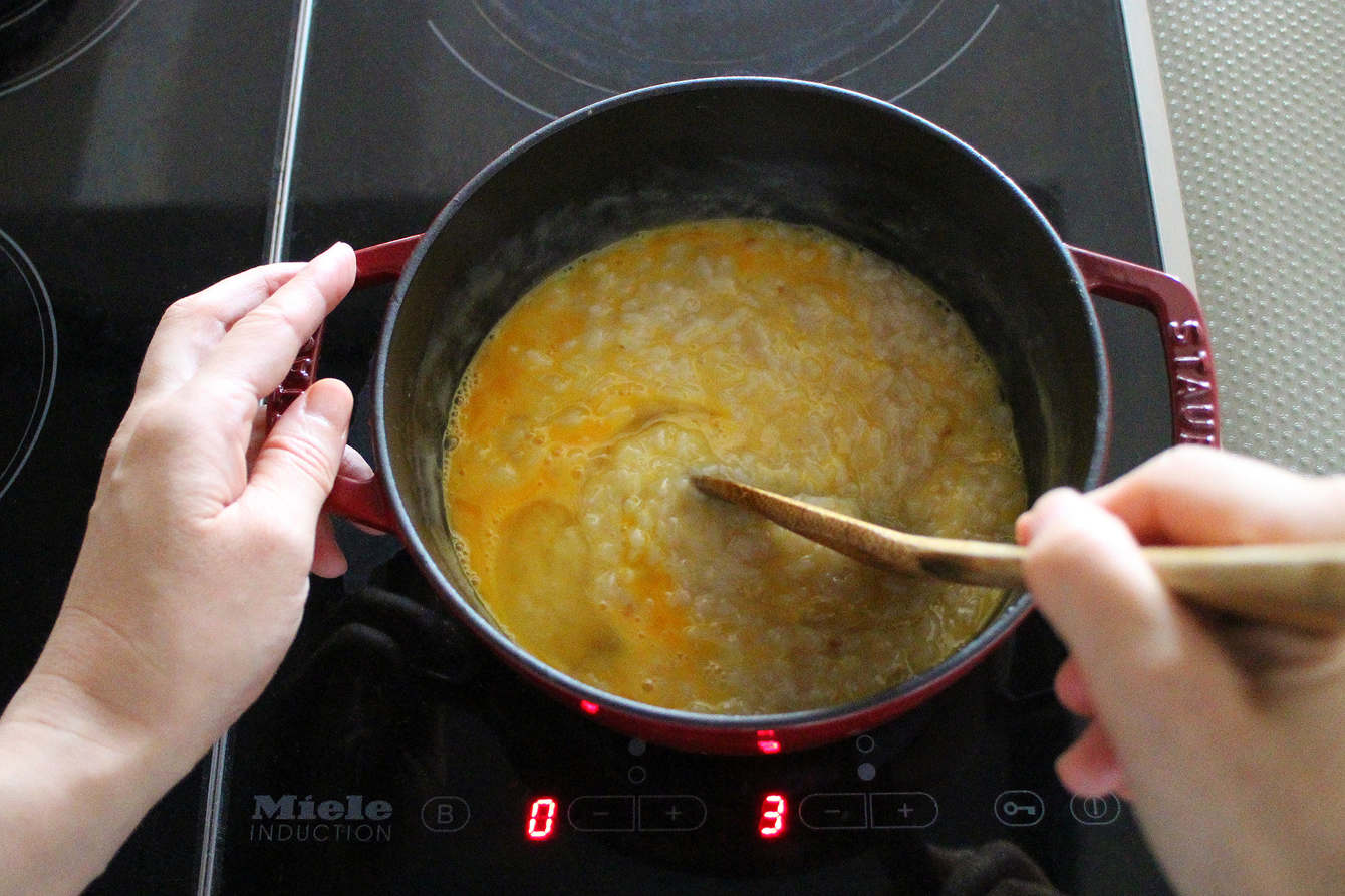 雞蛋粥之一/ タマゴ粥のレシピその１ - 肚子料理生活工作室