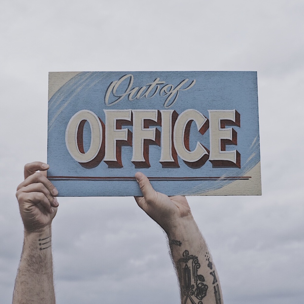 Out of office - Colomo - Sign Painter - Letterschilder