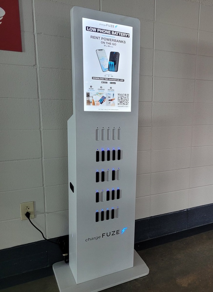 Why Restaurants Should Offer Phone Charging Kiosks Columns Magazine