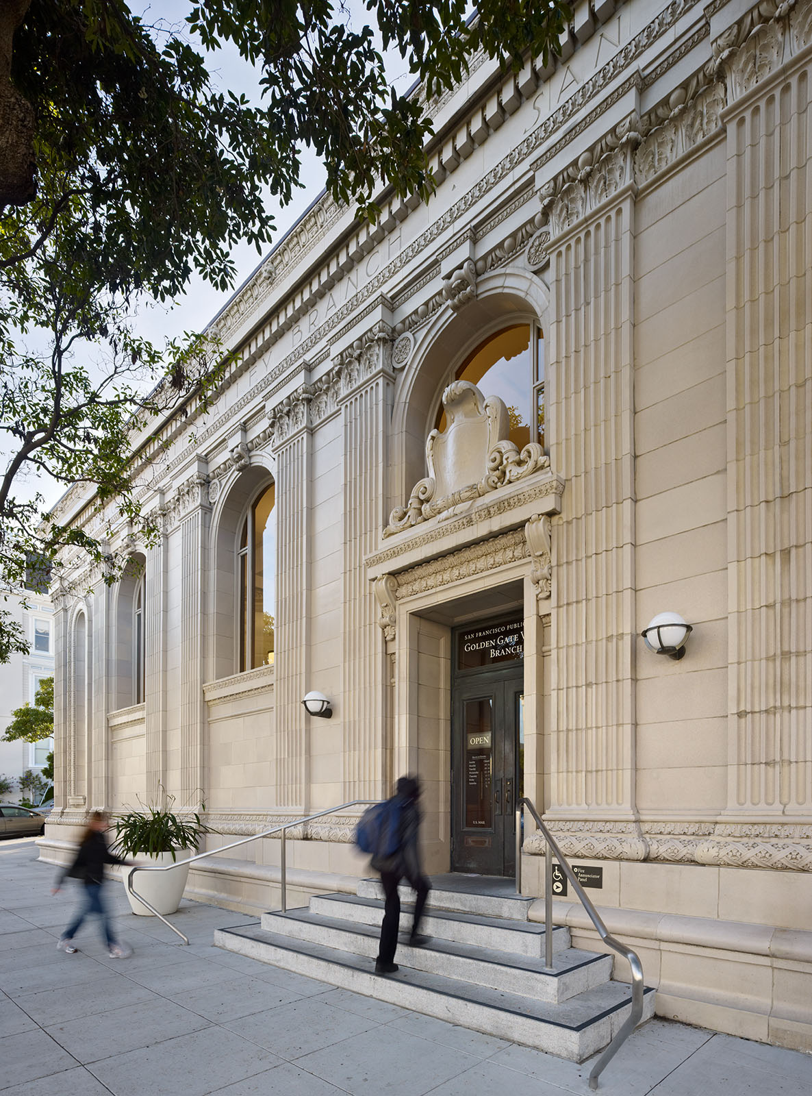 Golden Gate Library roving studio