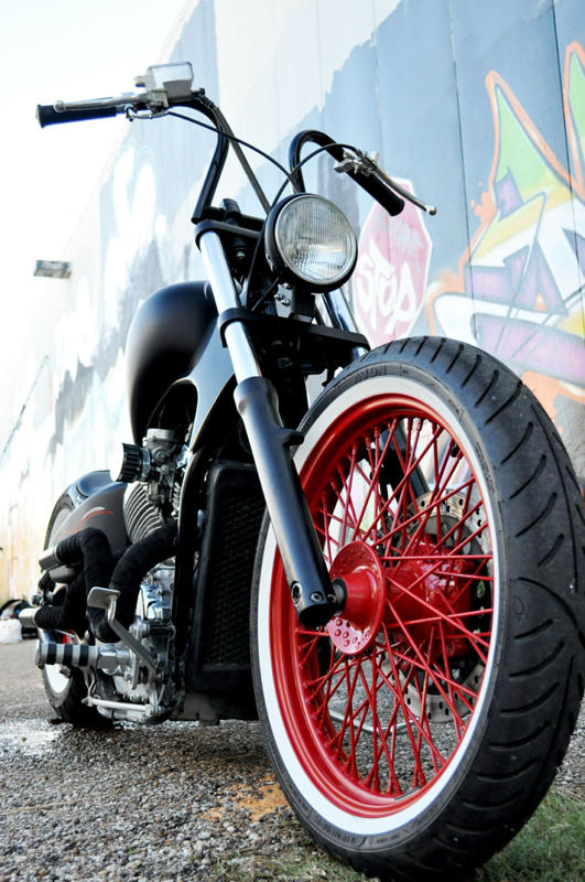 TRADITIONAL STYLE BOBBER HOUSTON RETRO BOBBERS